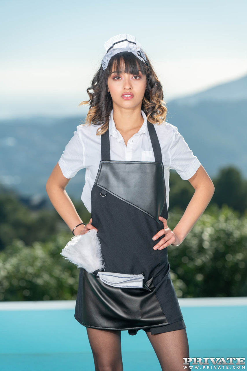 Latina maid seduces her employer with a blowjob during breakfast Latina maid seduces her employer with a blowjob during breakfast